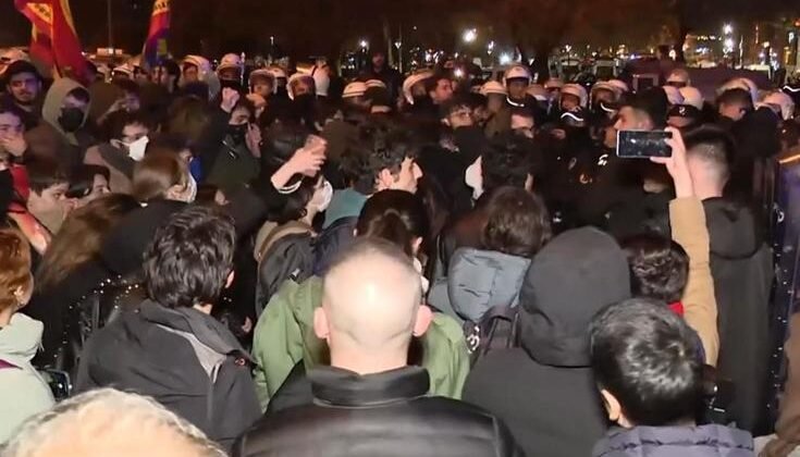 Saraçhane’de tansiyon yükseldi: 6 polis yaralandı