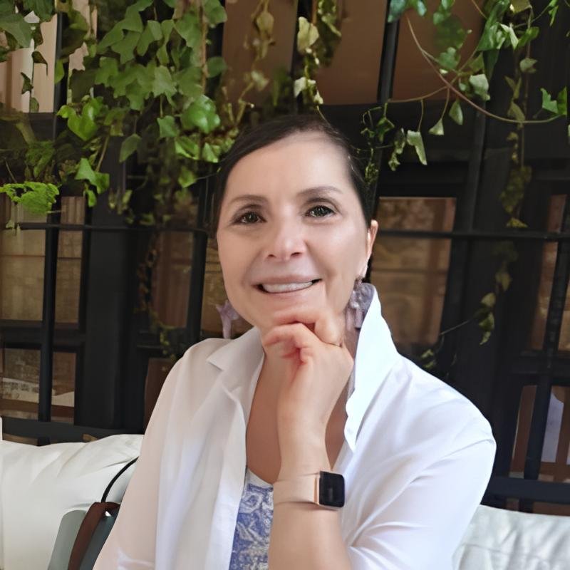 Asiye Yüksel: Yenilik ve Akademik Tutkunun İzinde