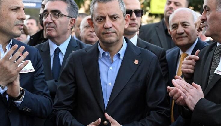 CHP lideri, yeni dönemde 12 ismin üstünü çizdi