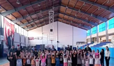Gediz’de ‘Spora İlk Adım’ Projesi İle Öğrenciler Sporla Tanışıyor