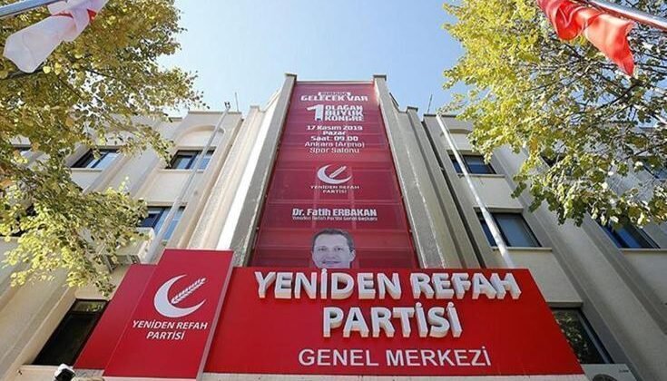 Yeniden Refah Partisi’nde istifa depremi sürüyor!