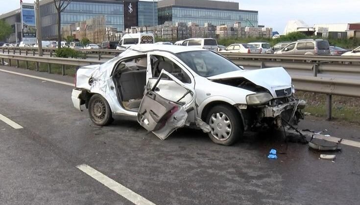 Kontrolden çıkıp takla attı:1 ölü, 4 yaralı